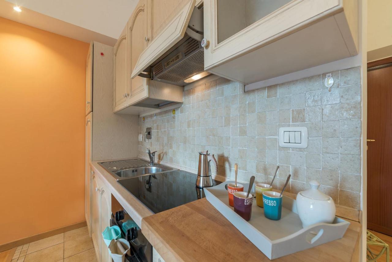 Lovely Flat San Giovanni Рим Екстериор снимка
