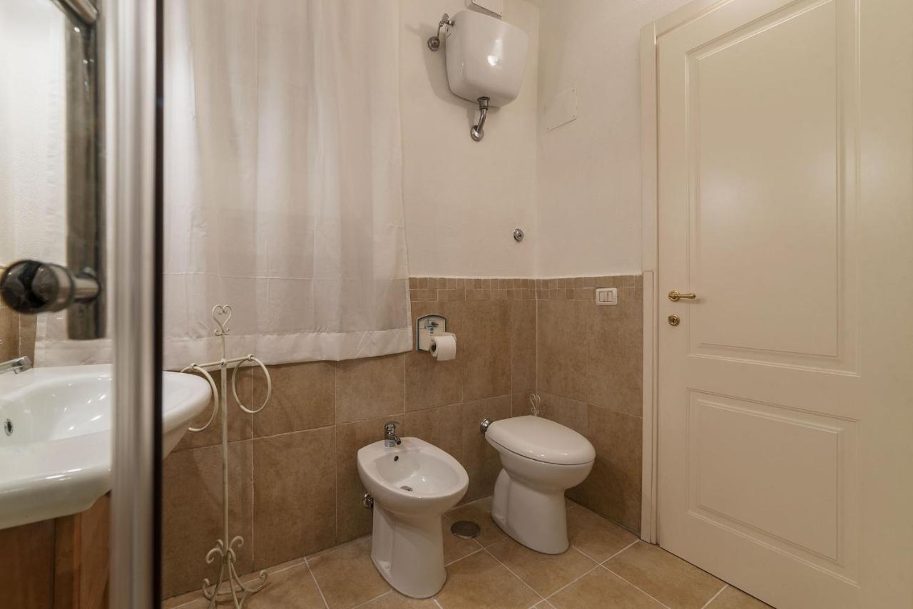 Lovely Flat San Giovanni Рим Екстериор снимка